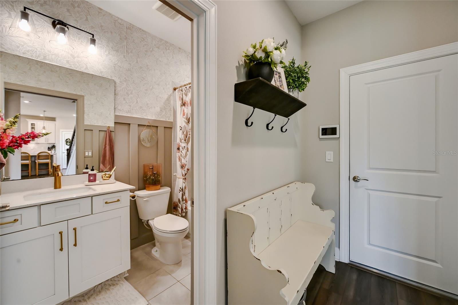 Image 40 of 91 For 14008 Green Hammock Place