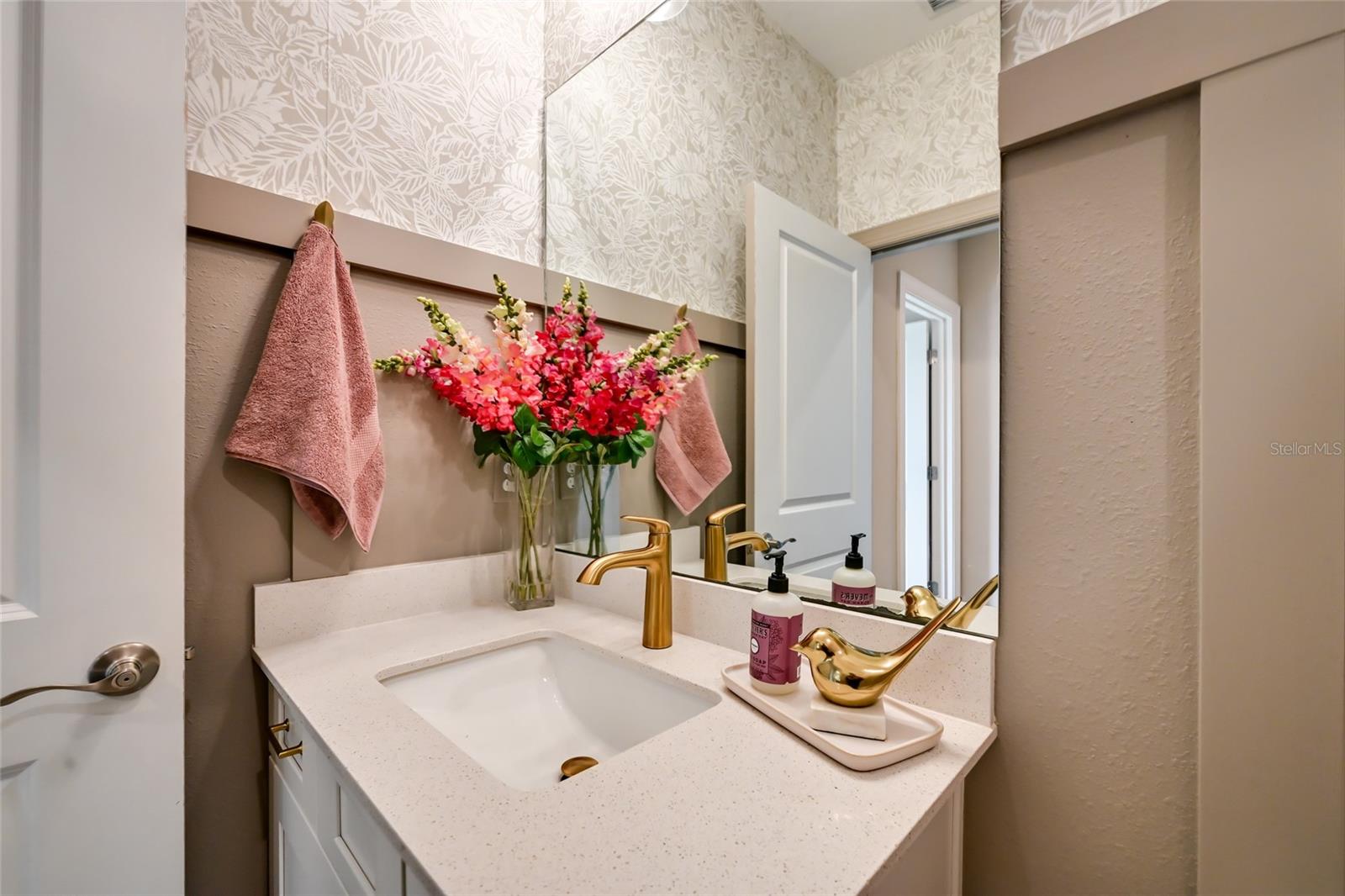 Image 44 of 91 For 14008 Green Hammock Place