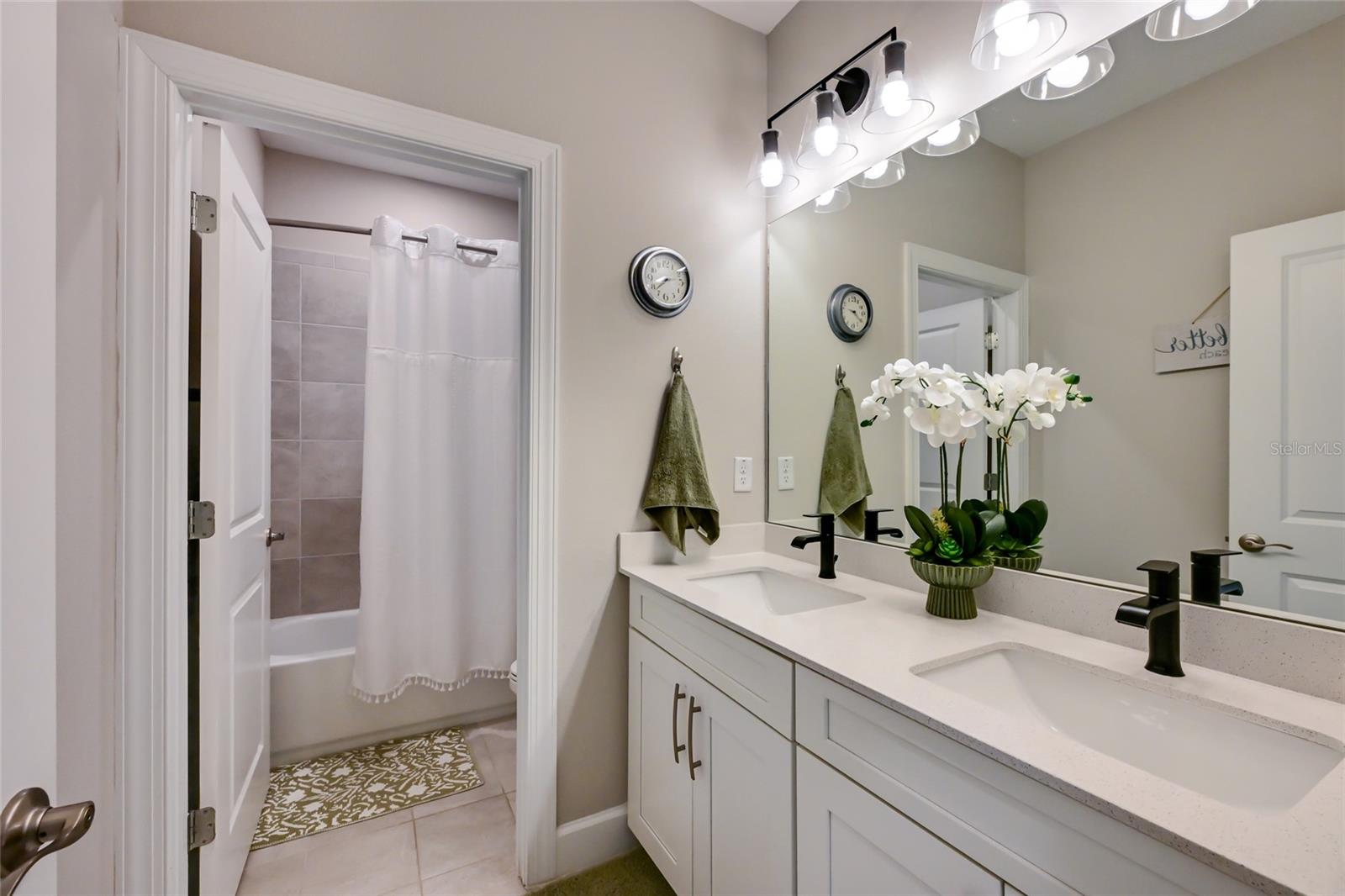 Image 48 of 91 For 14008 Green Hammock Place