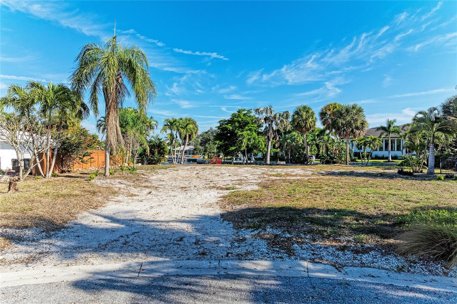 Image 10 of 27 For 5353 Cape Leyte Drive