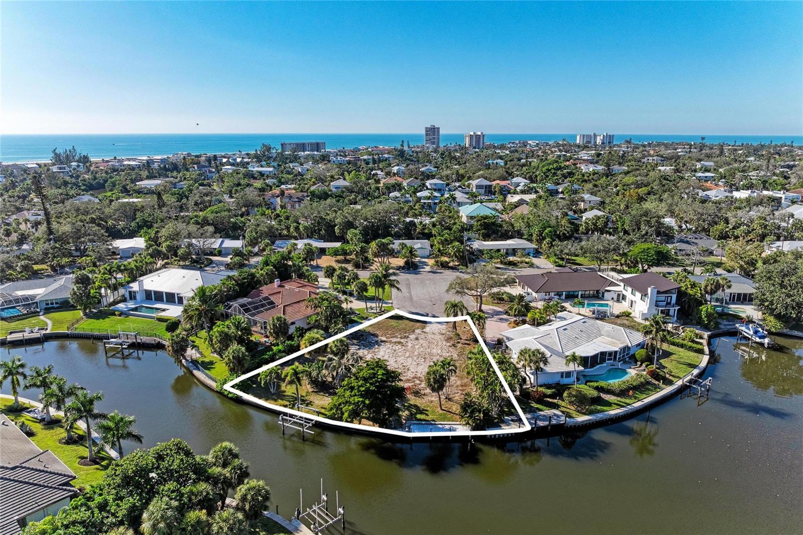 Image 11 of 27 For 5353 Cape Leyte Drive