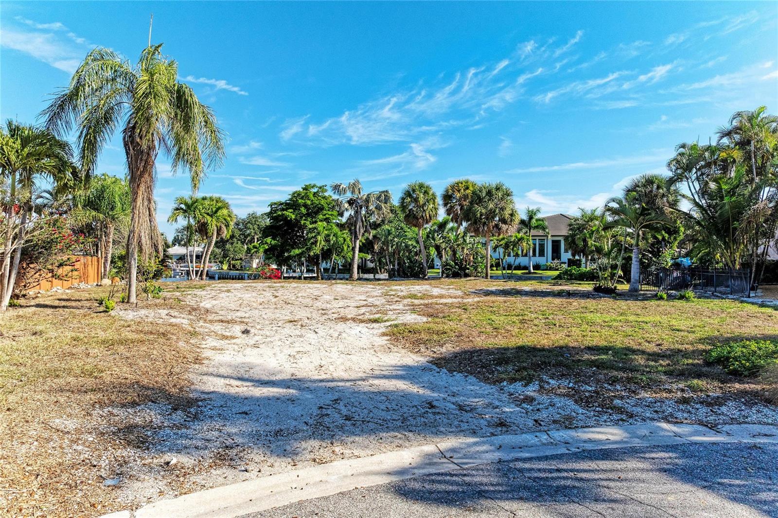 Image 13 of 27 For 5353 Cape Leyte Drive