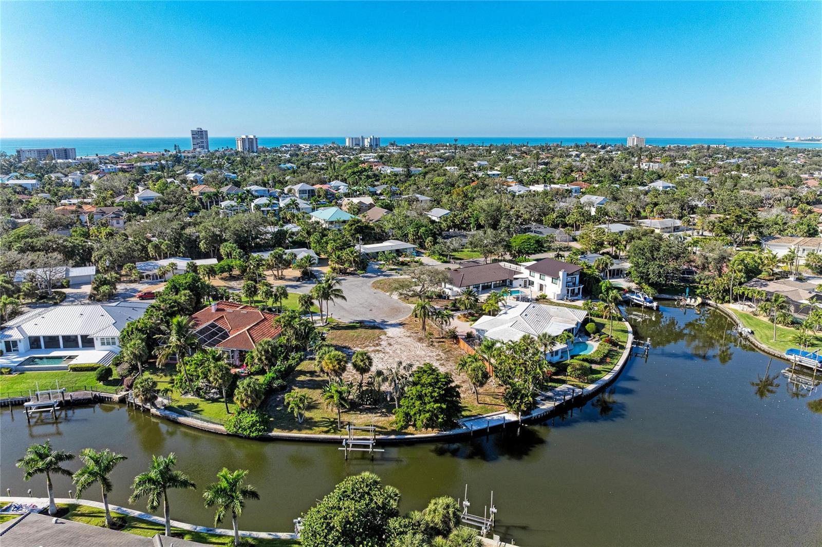 Image 14 of 27 For 5353 Cape Leyte Drive