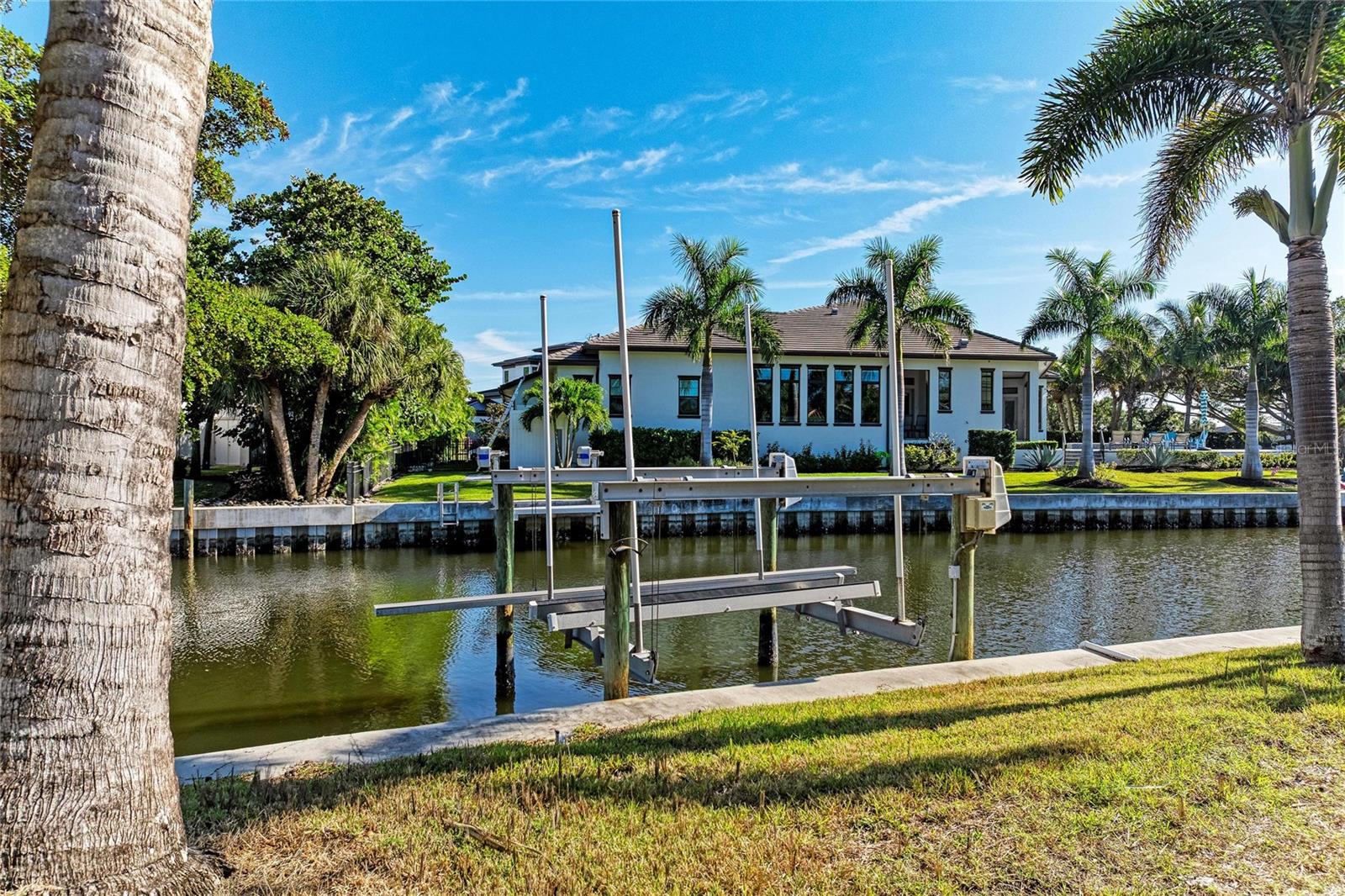 Image 6 of 27 For 5353 Cape Leyte Drive