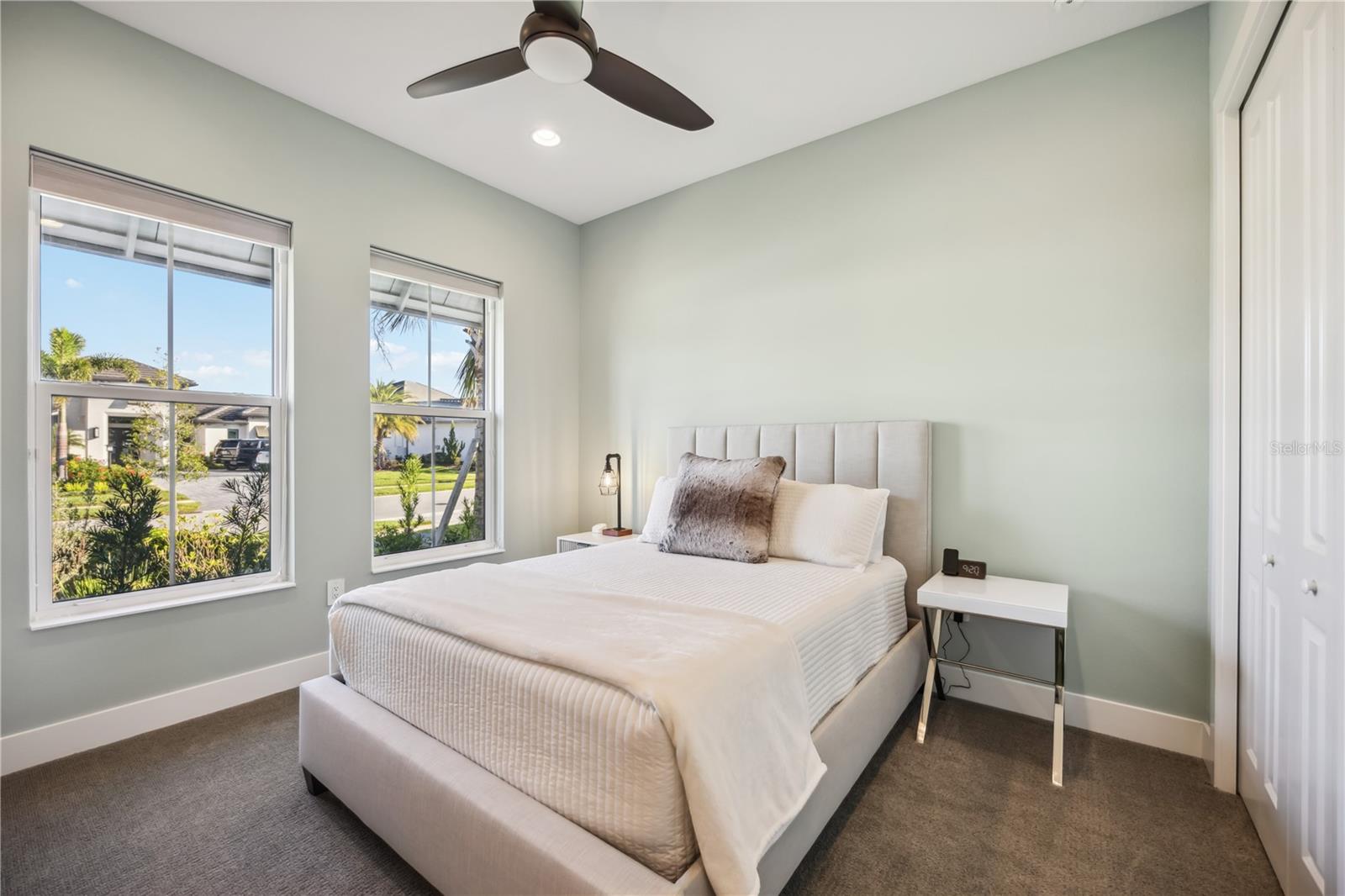 Image 22 of 34 For 7953 Mainsail Lane