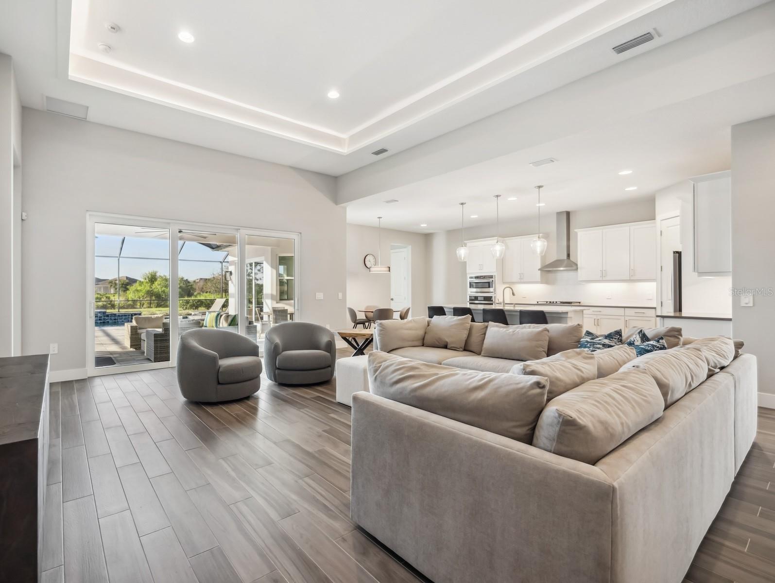 Image 4 of 34 For 7953 Mainsail Lane