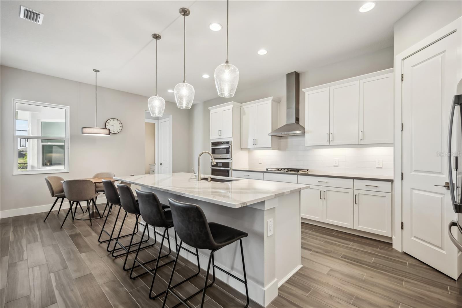 Image 7 of 34 For 7953 Mainsail Lane