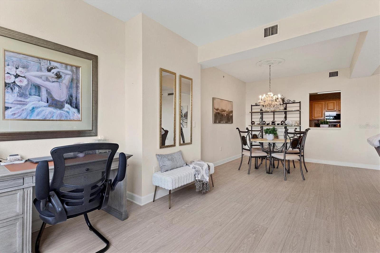 Image 11 of 83 For 750 Tamiami Trail 421