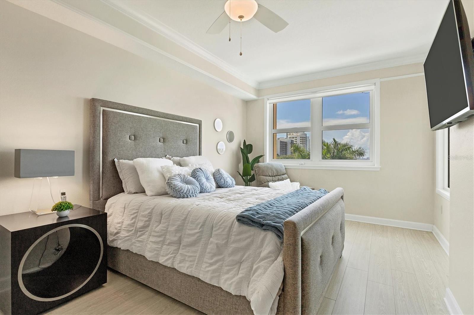 Image 24 of 83 For 750 Tamiami Trail 421