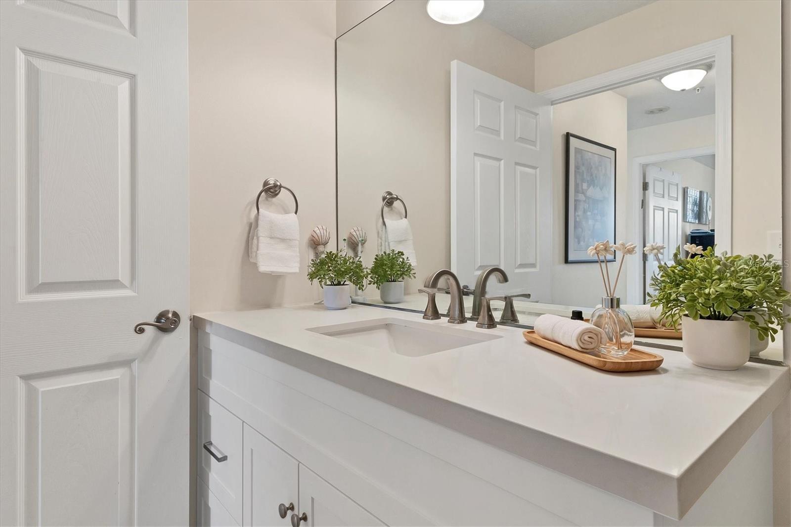 Image 28 of 83 For 750 Tamiami Trail 421