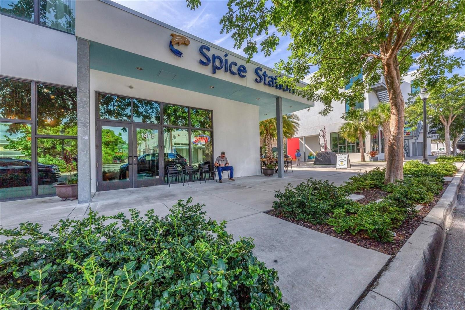 Image 70 of 83 For 750 Tamiami Trail 421