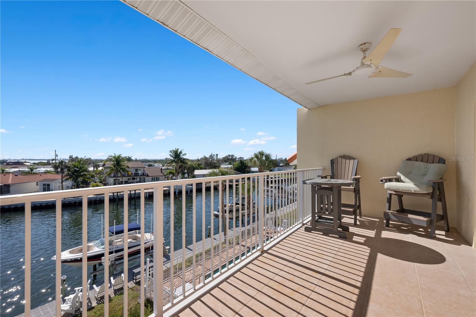 Image 26 of 50 For 9923 Manatee Avenue W