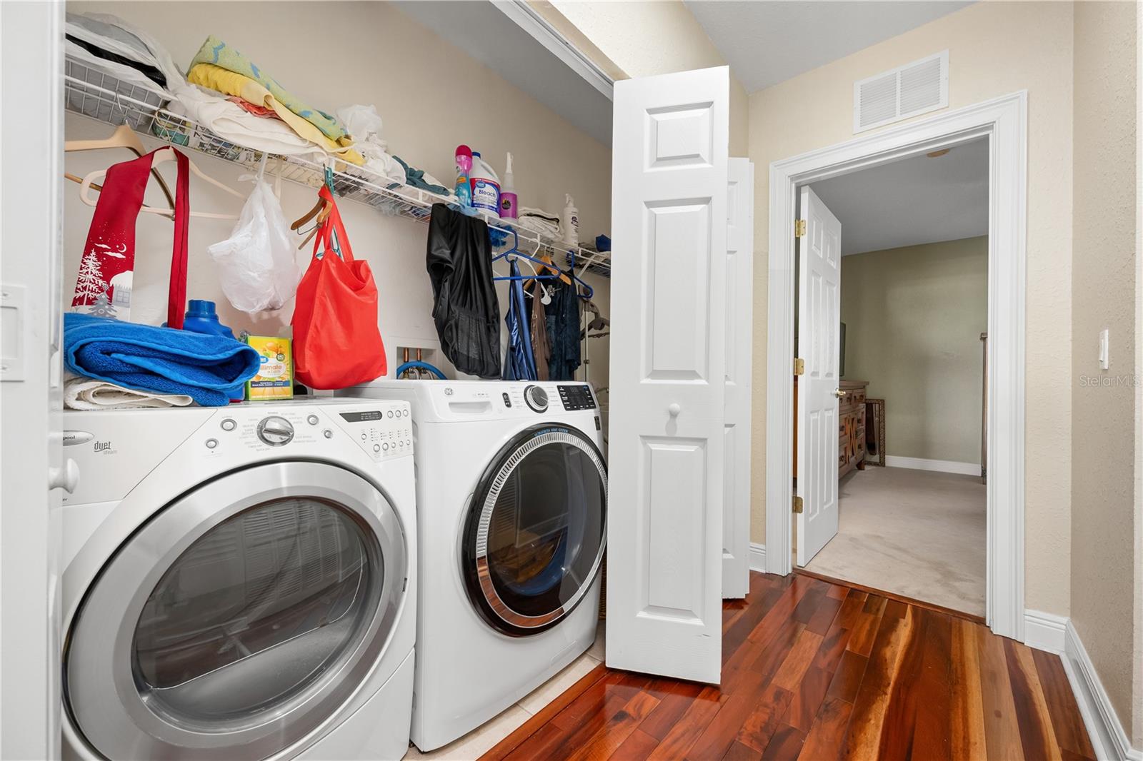 Image 31 of 50 For 9923 Manatee Avenue W