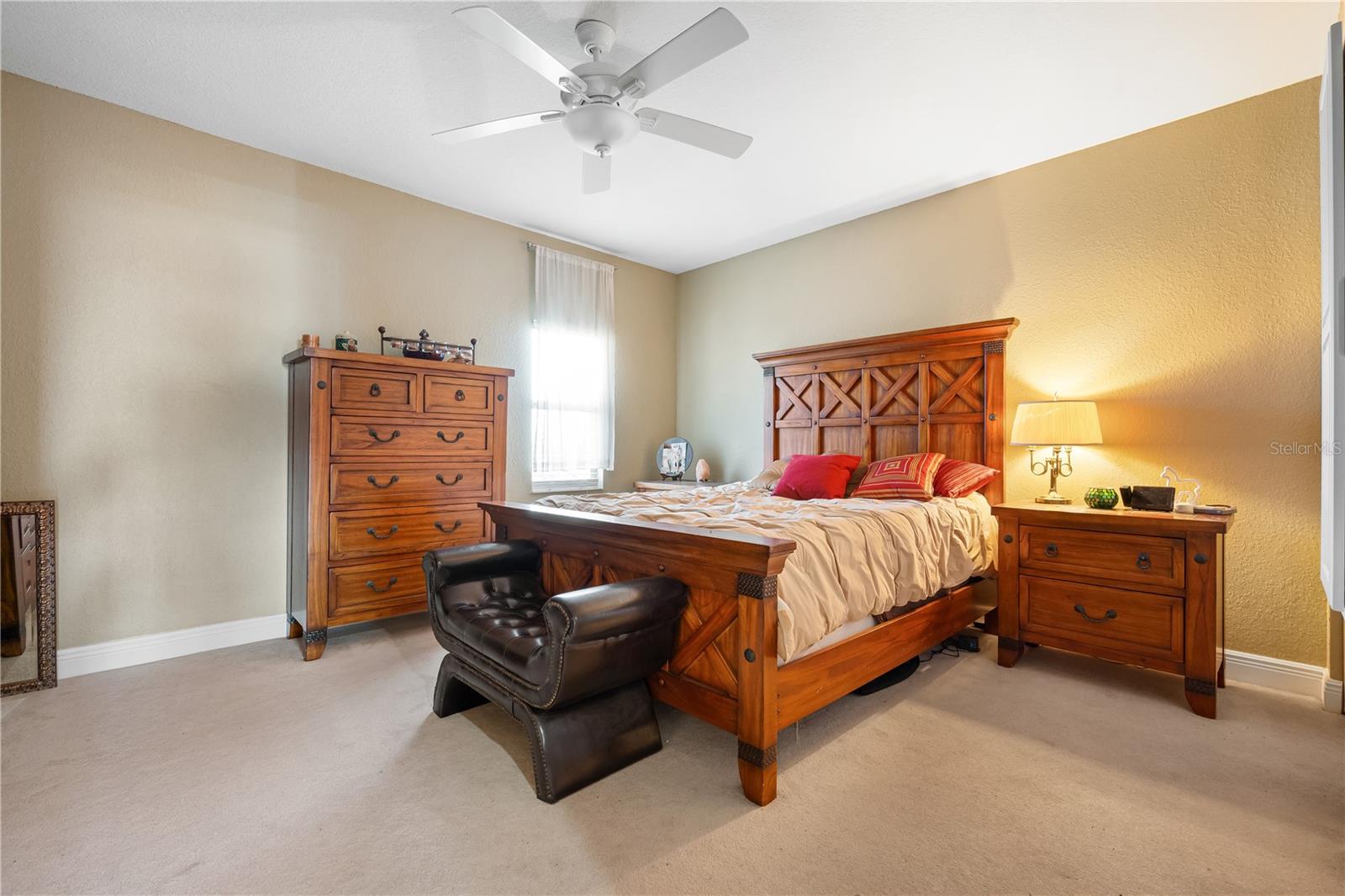 Image 32 of 50 For 9923 Manatee Avenue W