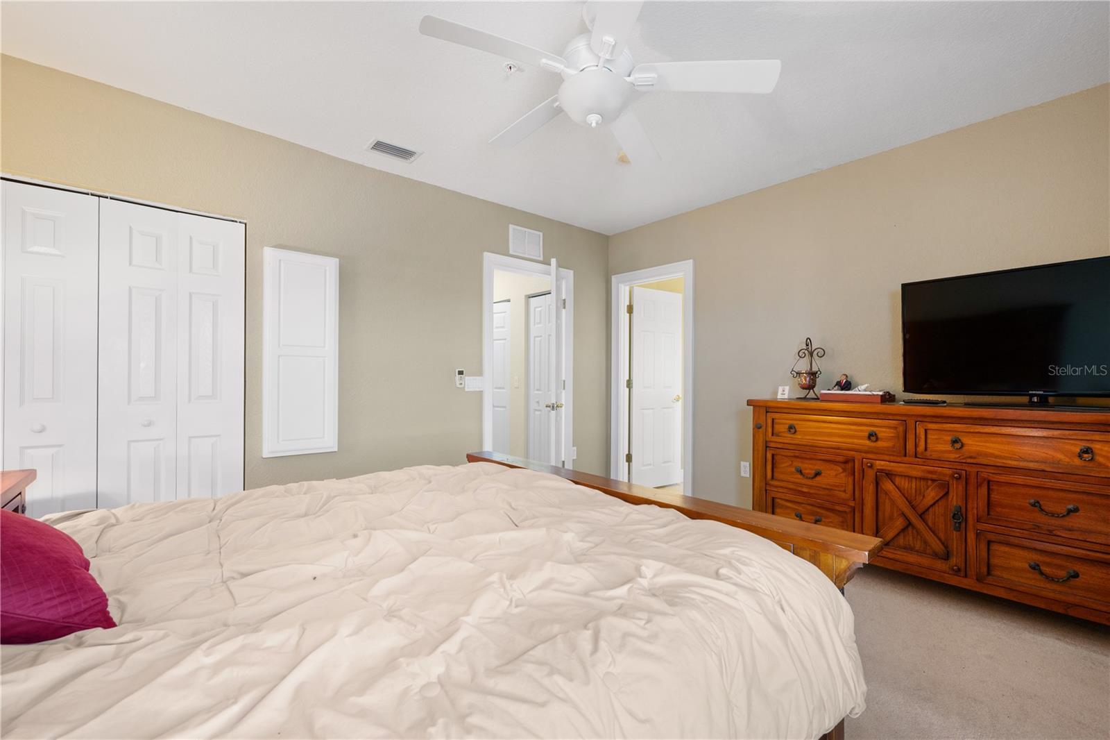 Image 34 of 50 For 9923 Manatee Avenue W