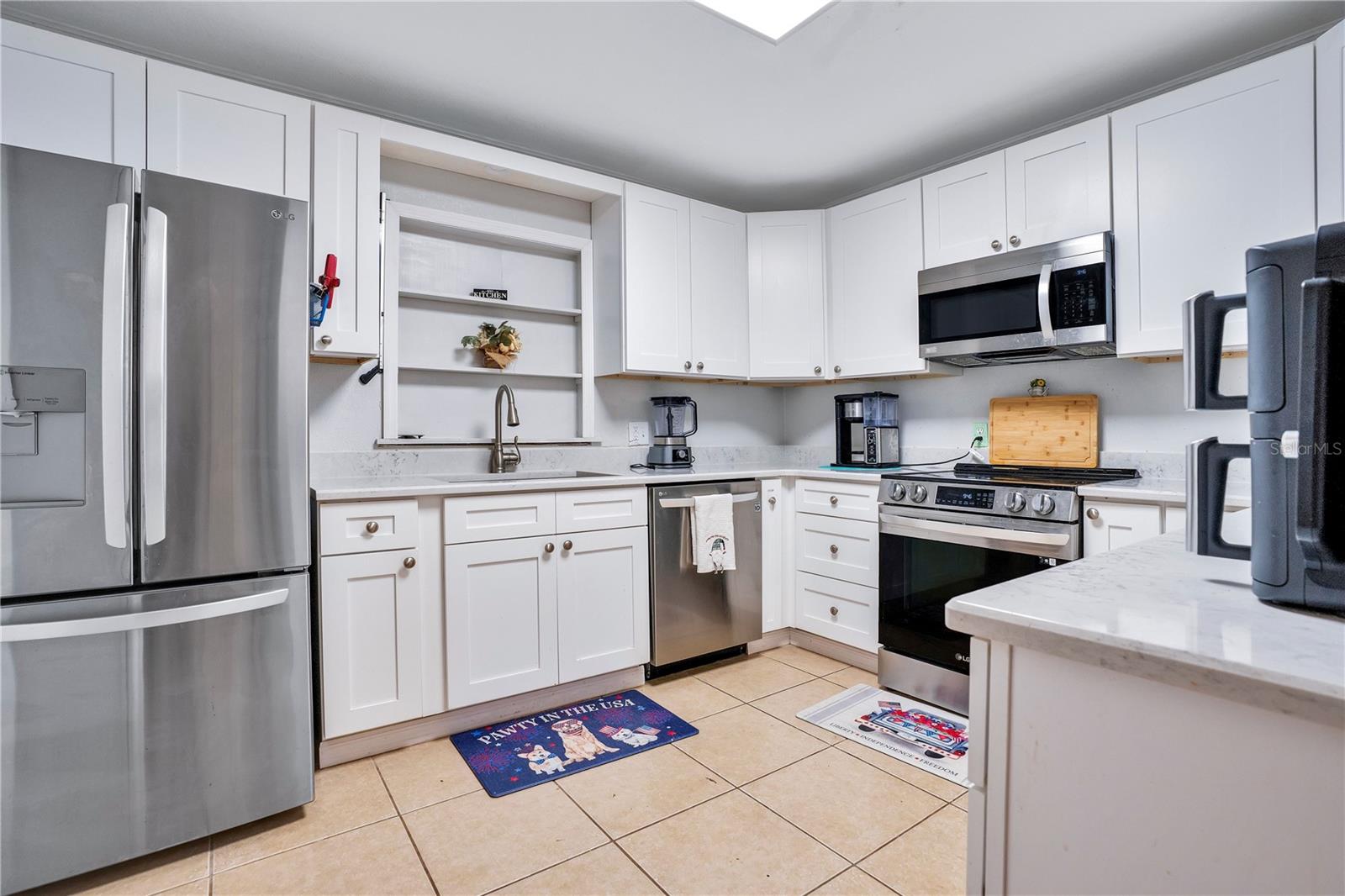 Image 14 of 37 For 501 Highland Drive