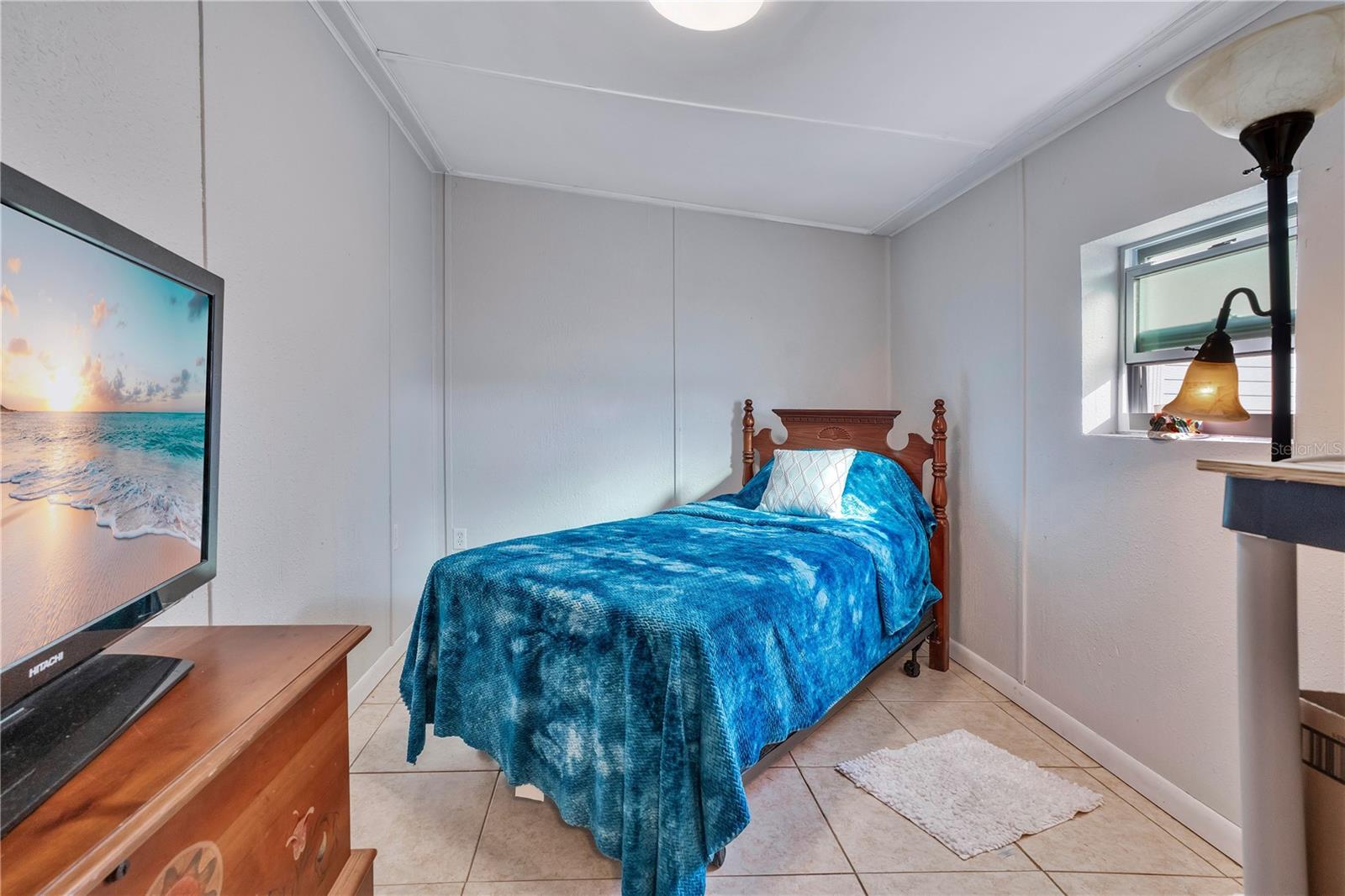 Image 21 of 37 For 501 Highland Drive