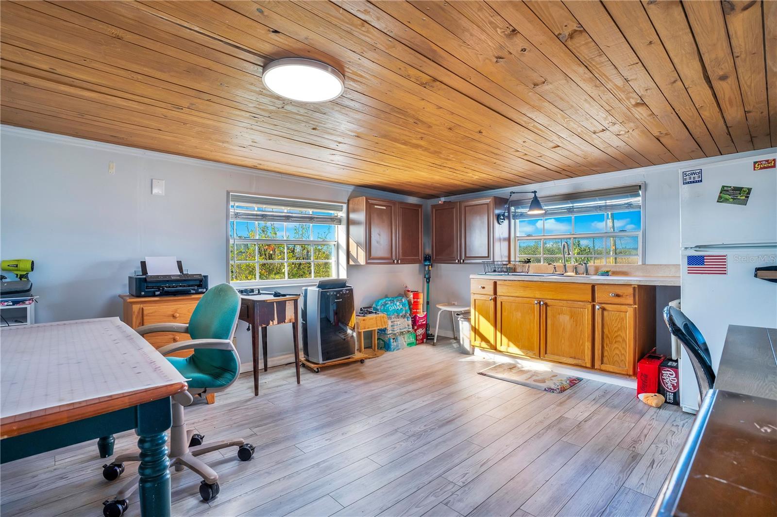 Image 6 of 37 For 501 Highland Drive