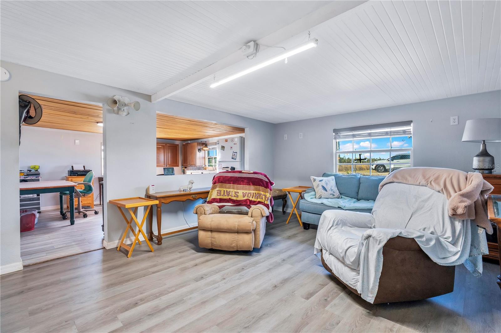 Image 9 of 37 For 501 Highland Drive