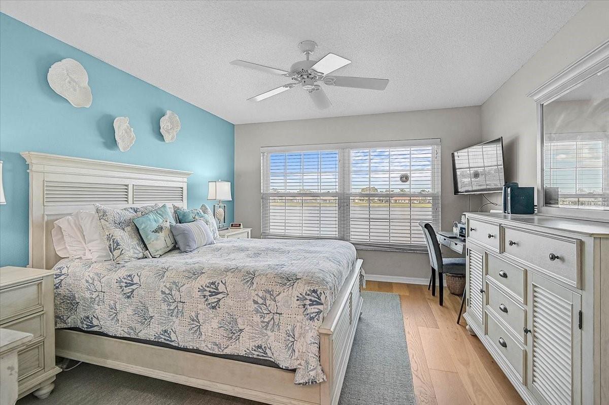 Image 13 of 33 For 4219 Caddie Drive E 204