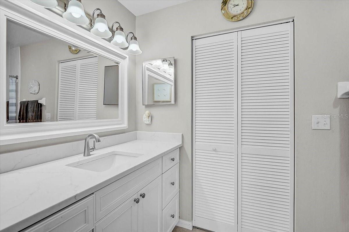 Image 16 of 33 For 4219 Caddie Drive E 204