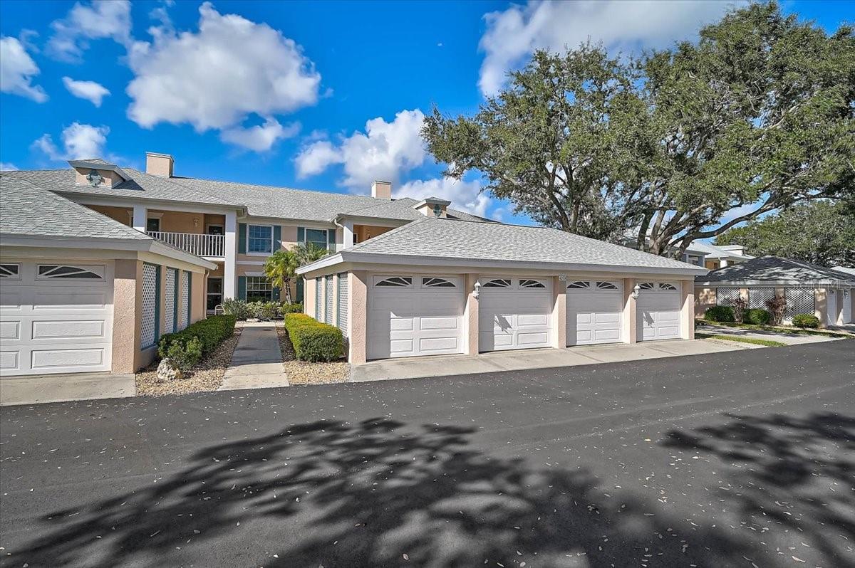 Image 2 of 33 For 4219 Caddie Drive E 204