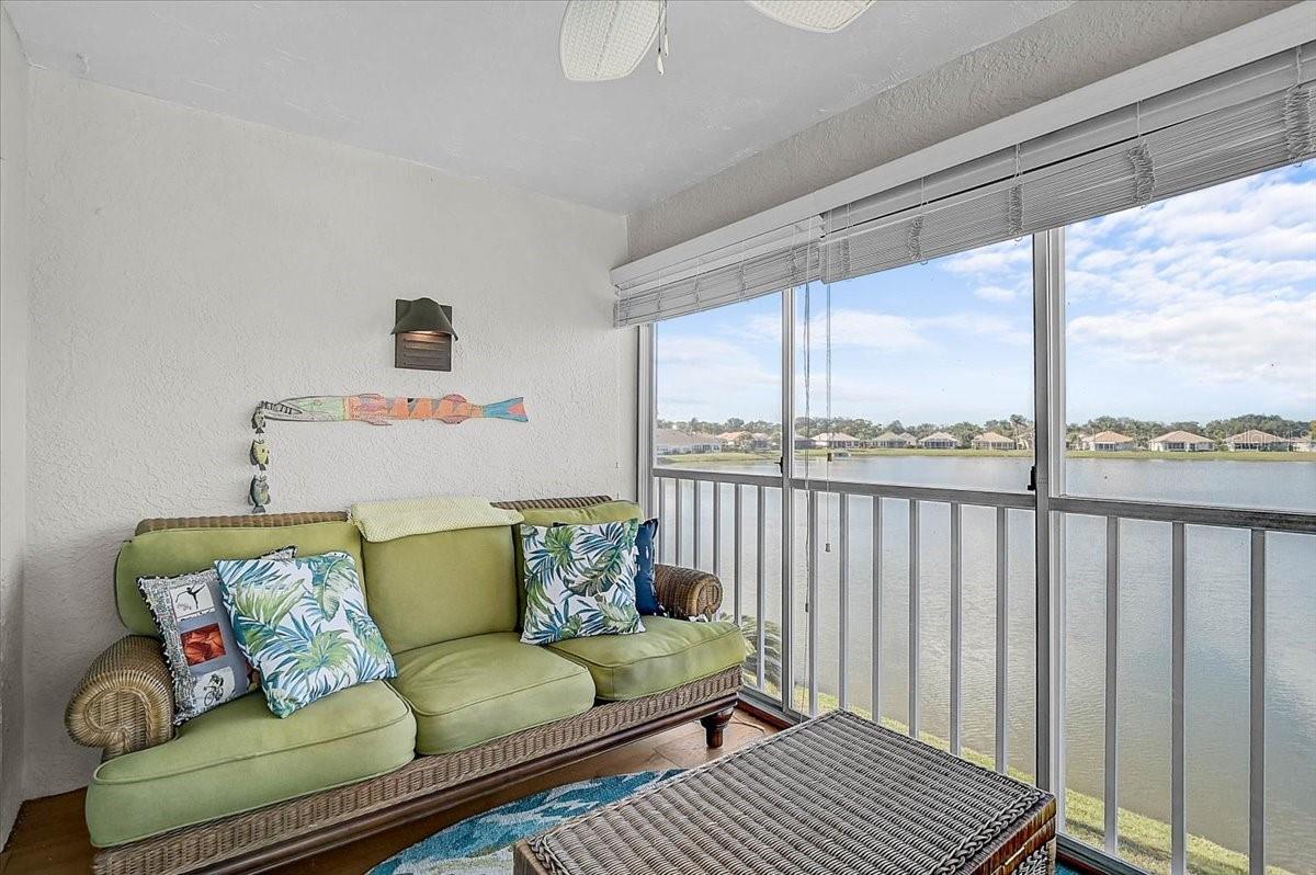 Image 22 of 33 For 4219 Caddie Drive E 204