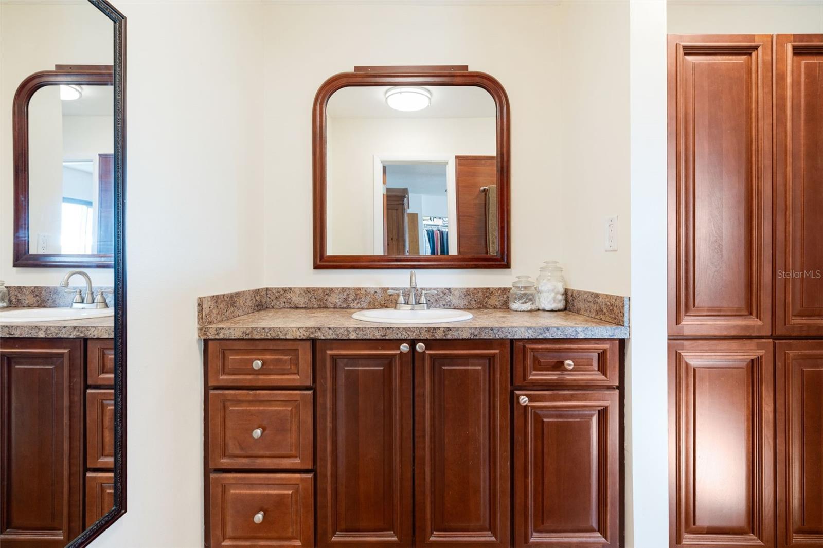 Image 13 of 34 For 3621 Lockwood Ridge Road