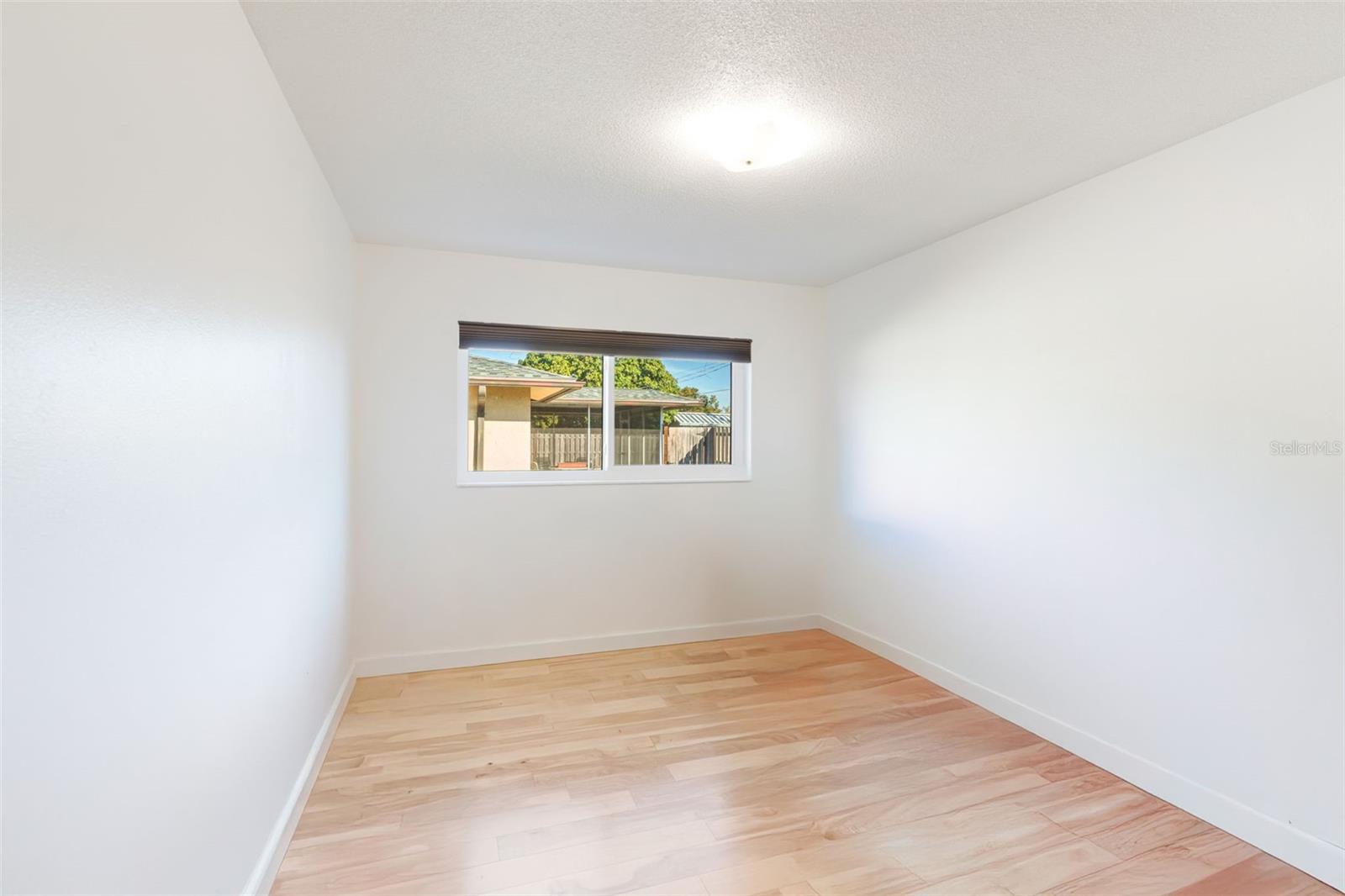 Image 18 of 34 For 3621 Lockwood Ridge Road