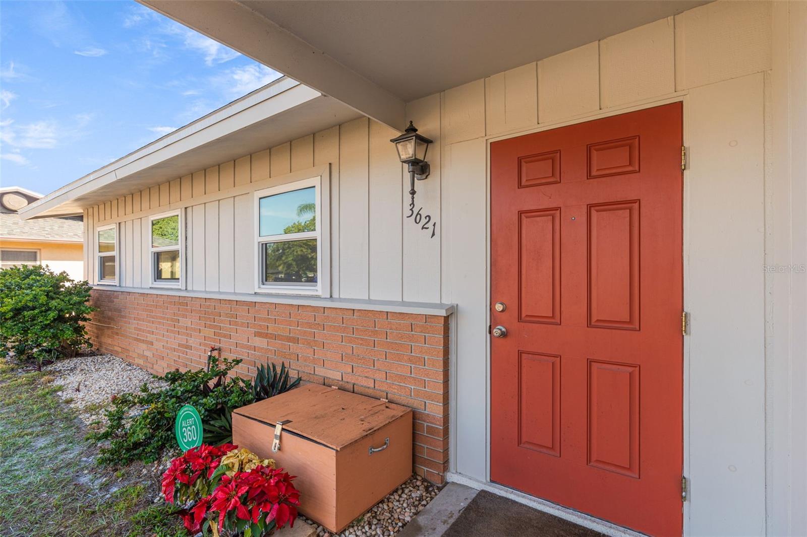 Image 3 of 34 For 3621 Lockwood Ridge Road