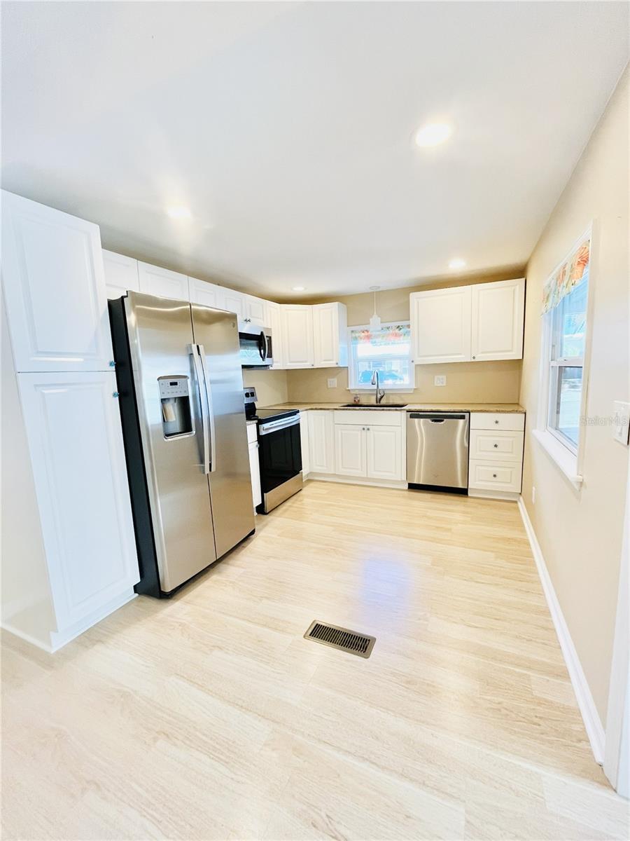 Image 15 of 75 For 6506 Nebraska Street