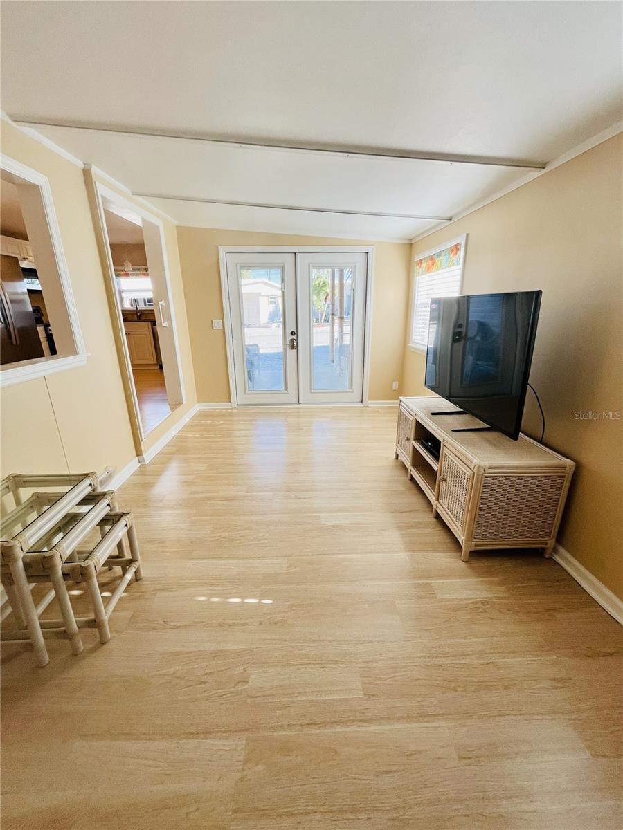 Image 16 of 75 For 6506 Nebraska Street