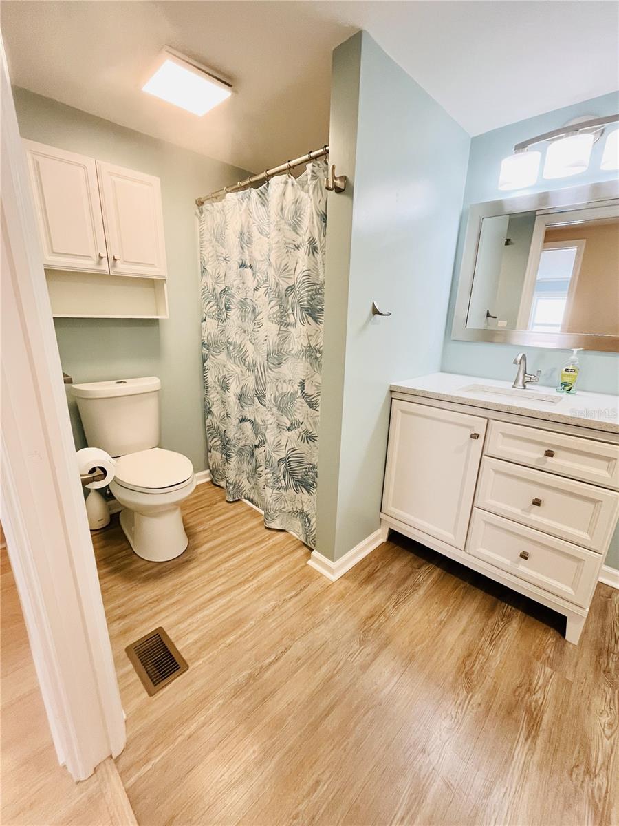 Image 23 of 75 For 6506 Nebraska Street