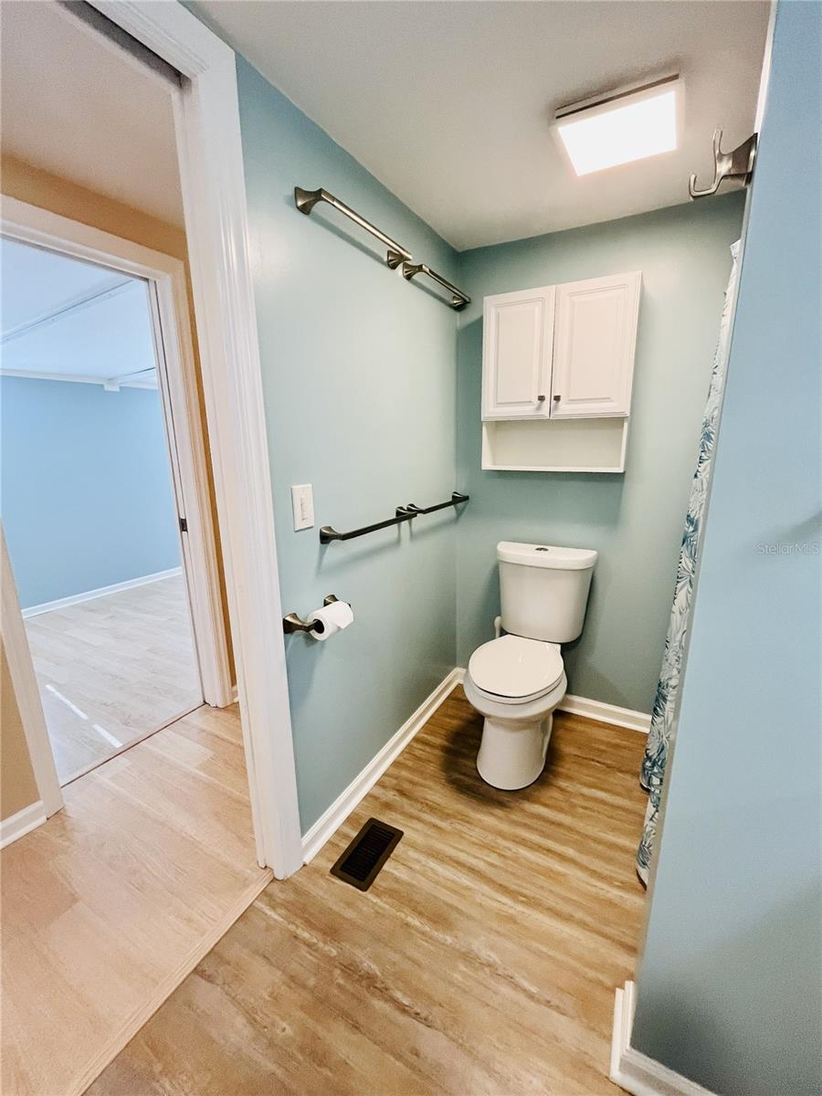 Image 24 of 75 For 6506 Nebraska Street