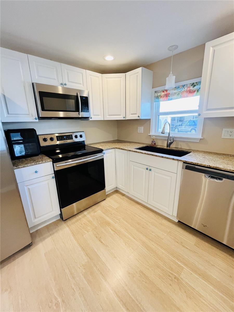 Image 8 of 75 For 6506 Nebraska Street