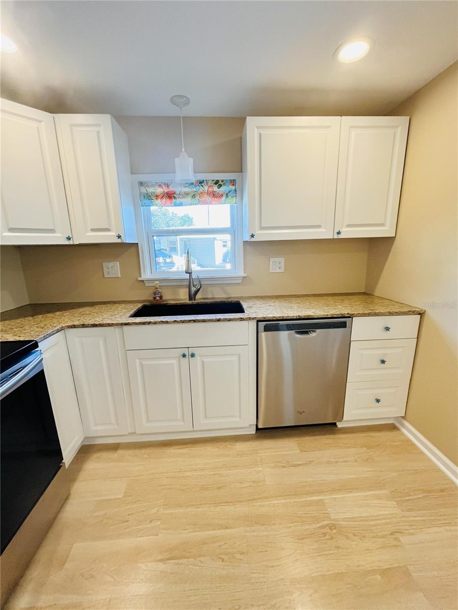 Image 9 of 75 For 6506 Nebraska Street