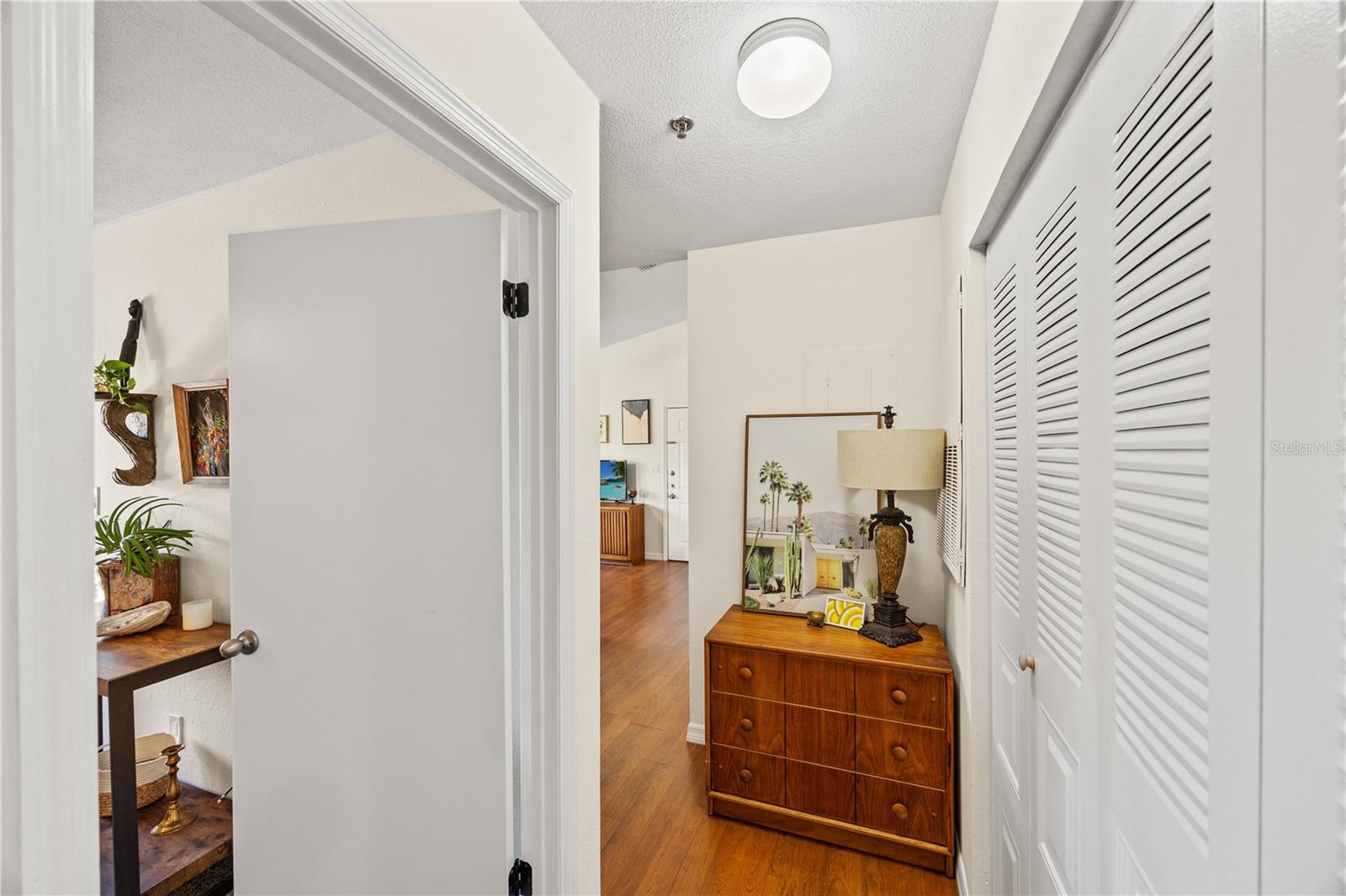 Image 10 of 31 For 4008 Crockers Lake Boulevard 23