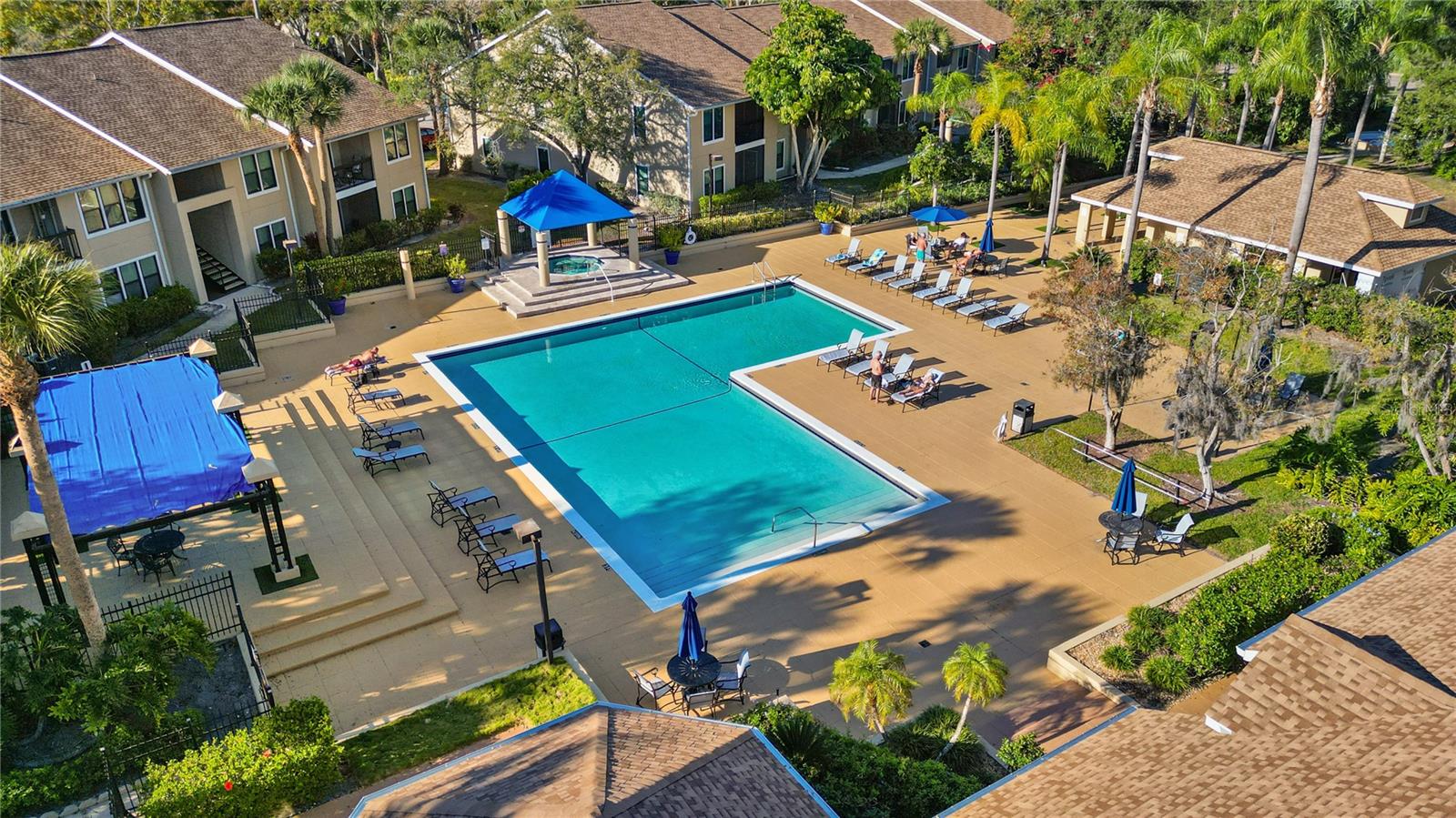 Image 16 of 31 For 4008 Crockers Lake Boulevard 23