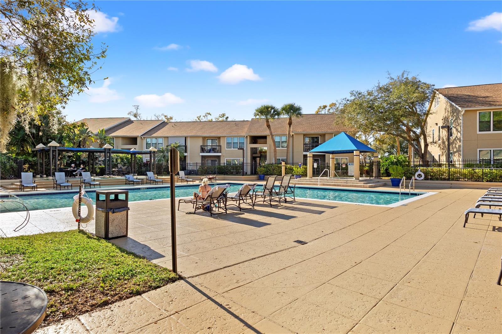 Image 18 of 31 For 4008 Crockers Lake Boulevard 23