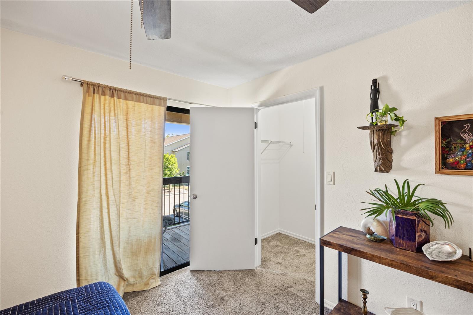 Image 9 of 31 For 4008 Crockers Lake Boulevard 23