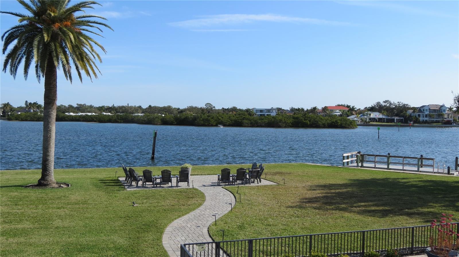 Image 20 of 56 For 6005 Midnight Pass Road N4