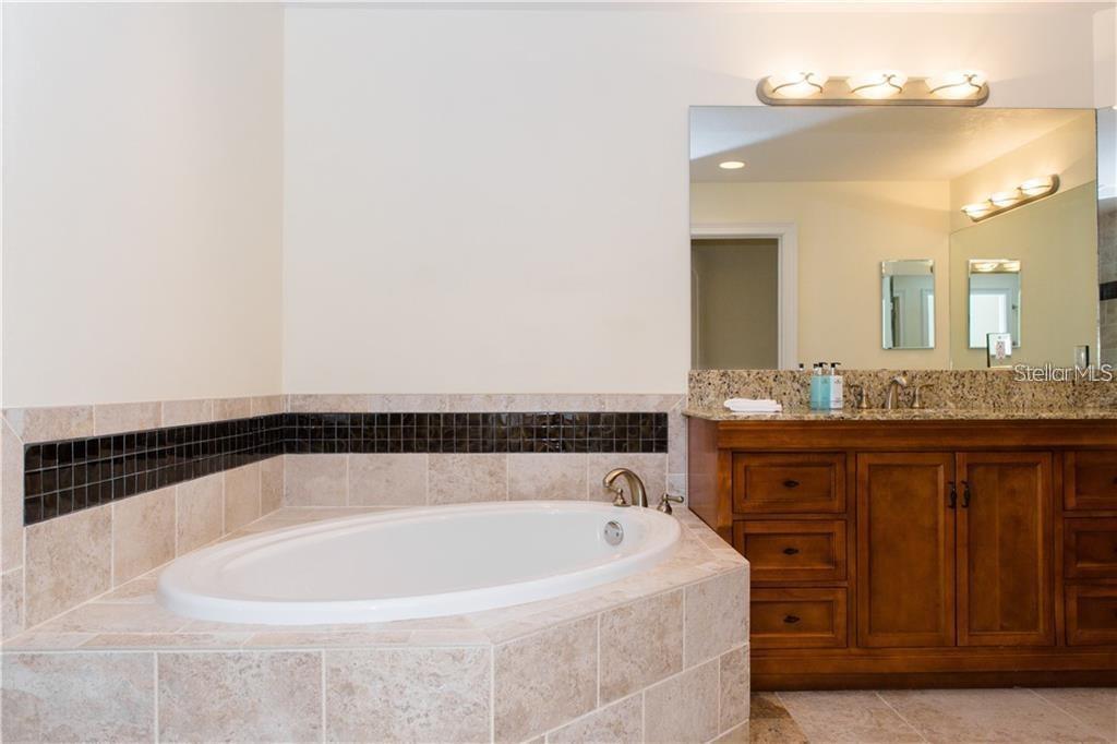 Image 16 of 35 For 611 Riviera Dunes Way 604