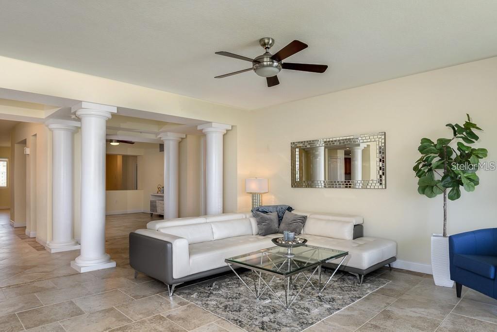 Image 5 of 35 For 611 Riviera Dunes Way 604