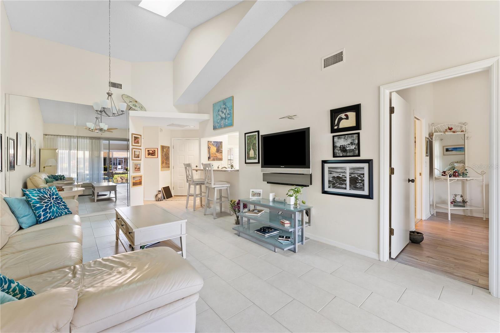 Image 21 of 50 For 5618 Monte Rosso Road