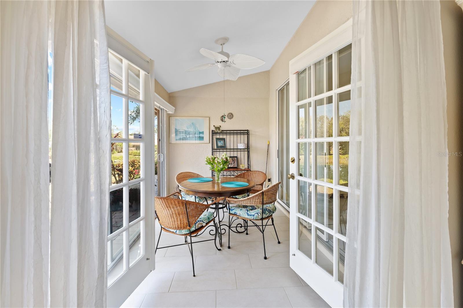 Image 29 of 50 For 5618 Monte Rosso Road