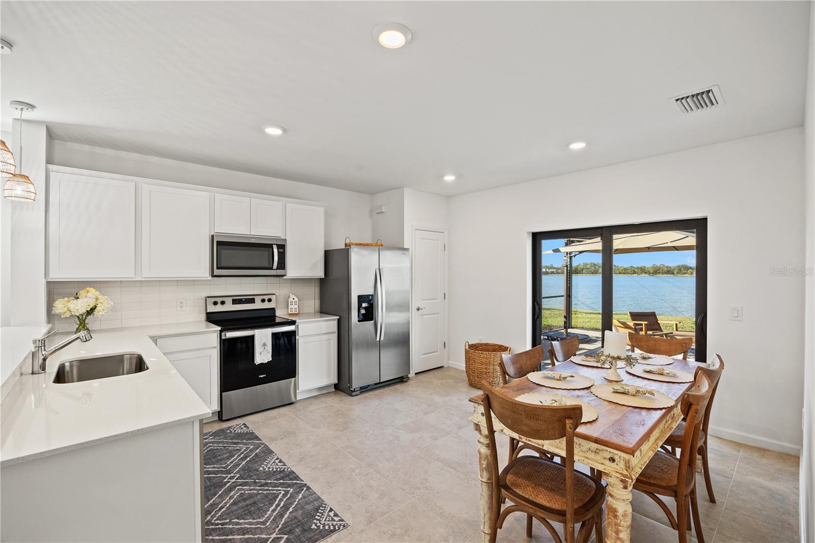 Image 10 of 28 For 6564 Silverstar Drive