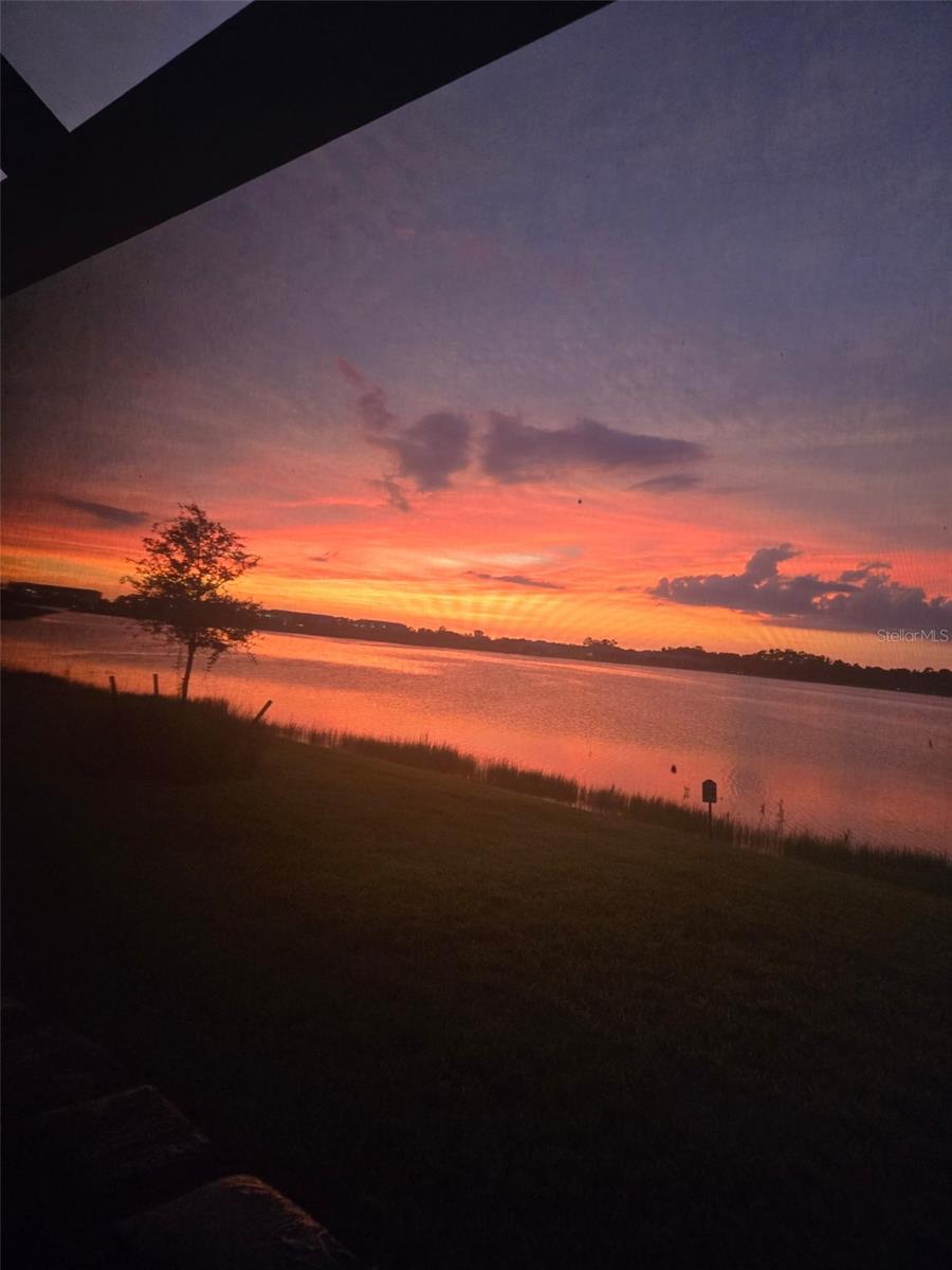 Image 25 of 28 For 6564 Silverstar Drive