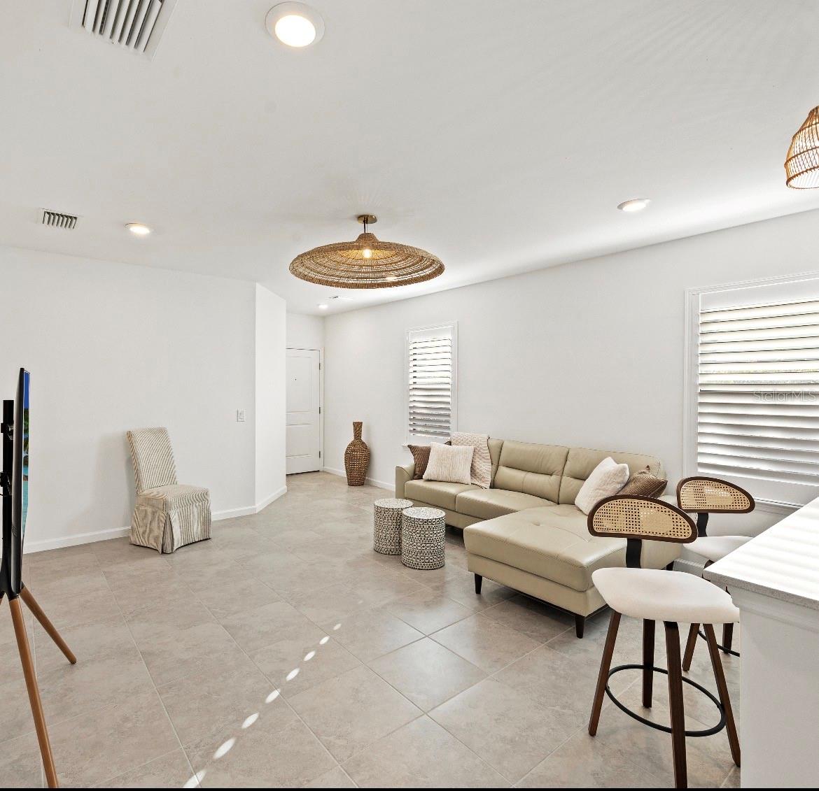 Image 8 of 28 For 6564 Silverstar Drive