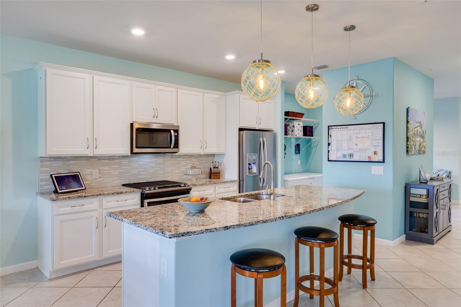 Image 6 of 45 For 17424 Silverspur Drive