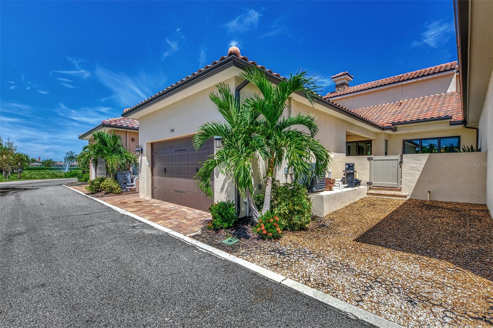 Image 47 of 48 For 906 Venice Avenue